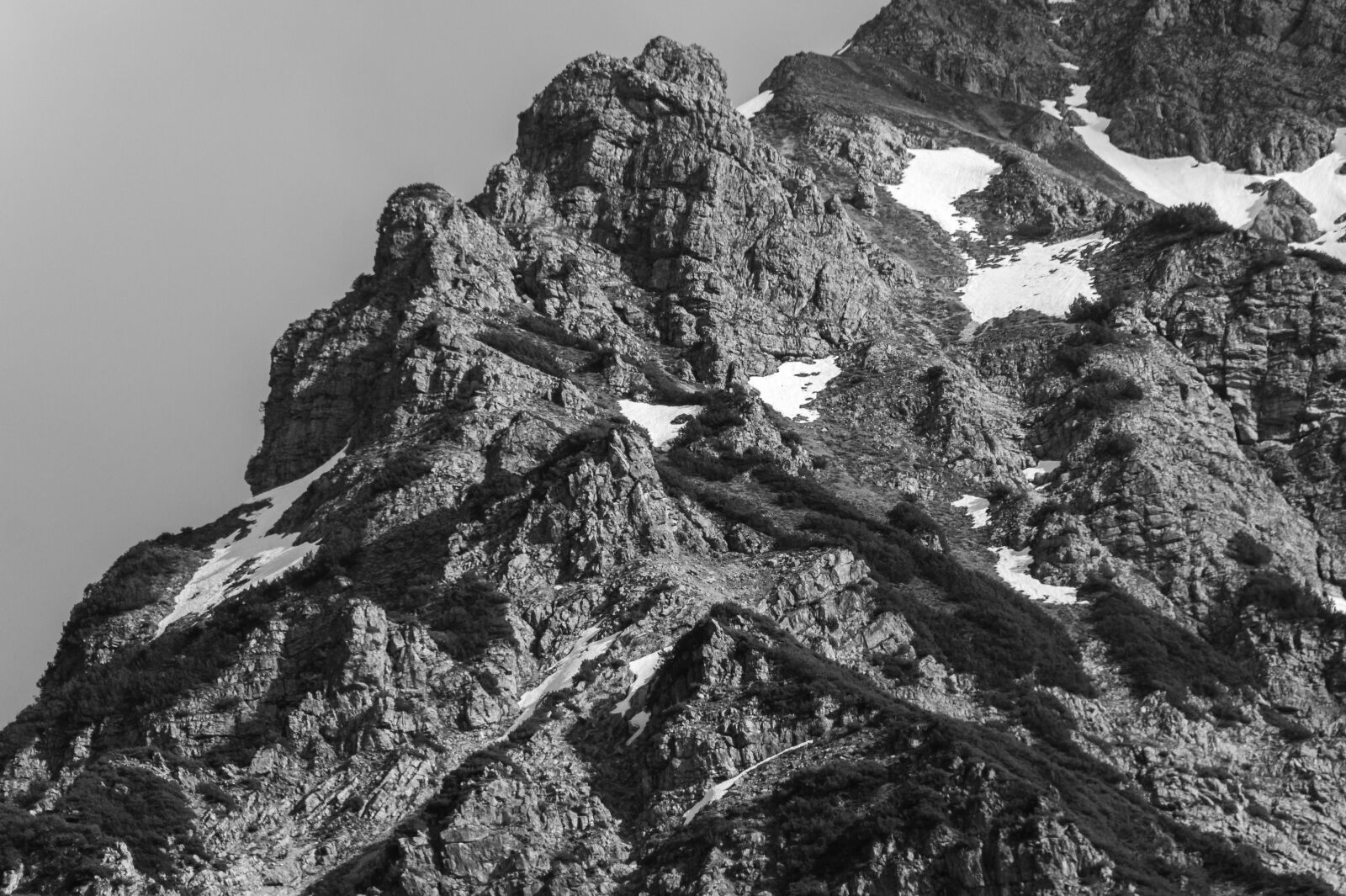 Sony SLT-A58 sample photo. Black and white, mountains photography