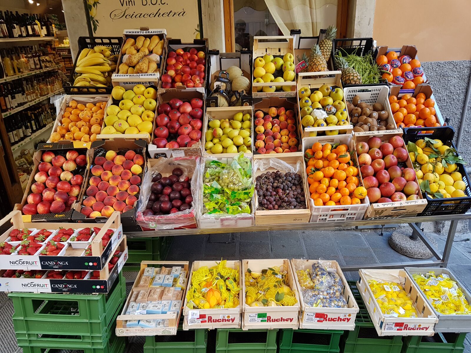 Samsung Galaxy S7 Edge sample photo. Market, food, street photography