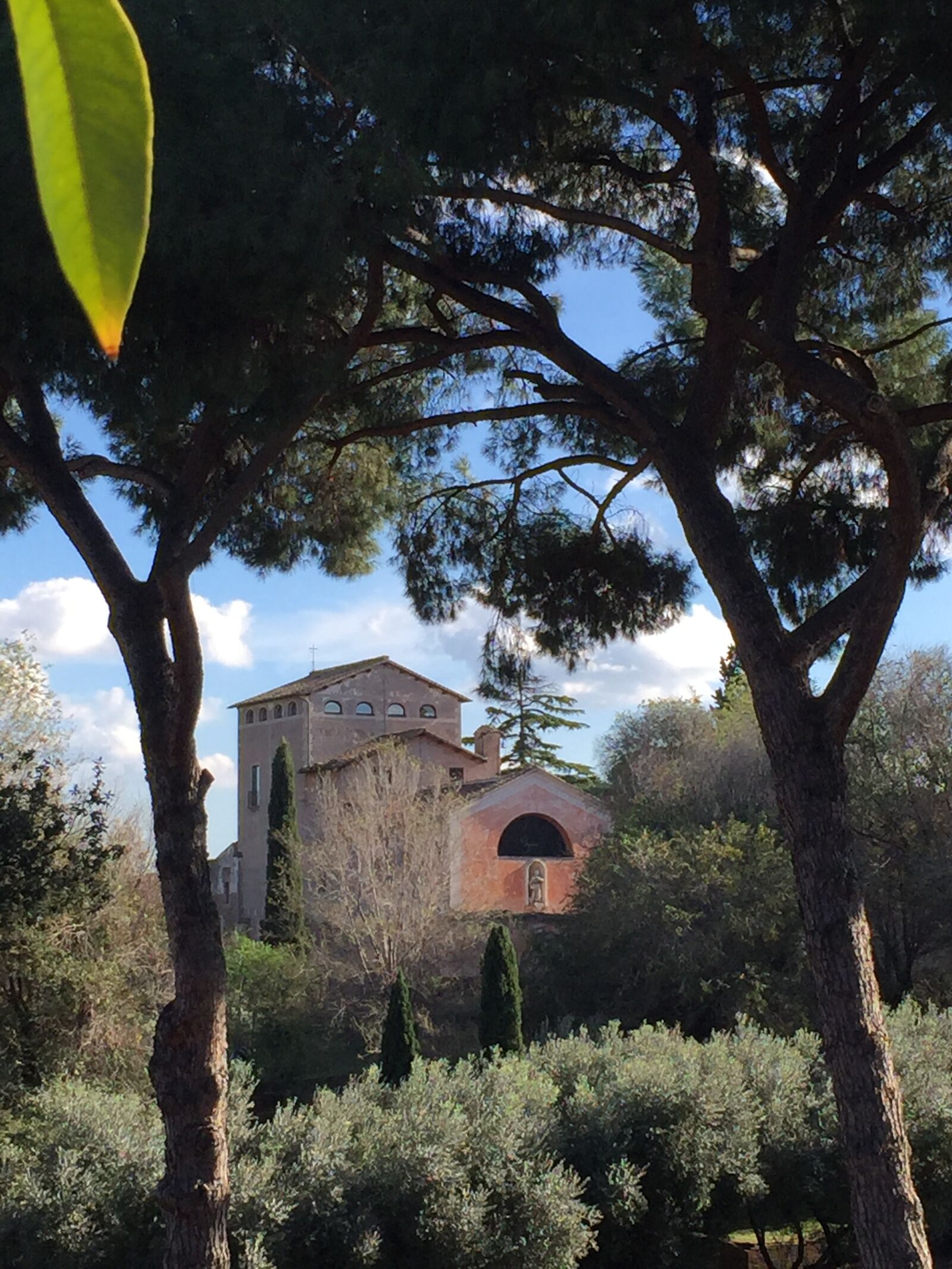 Apple iPhone 6 sample photo. Roma, old, italian photography