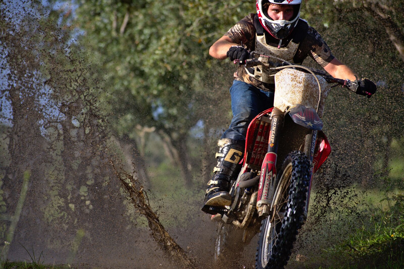 Nikon D7200 sample photo. Bike, helmet, hurry photography