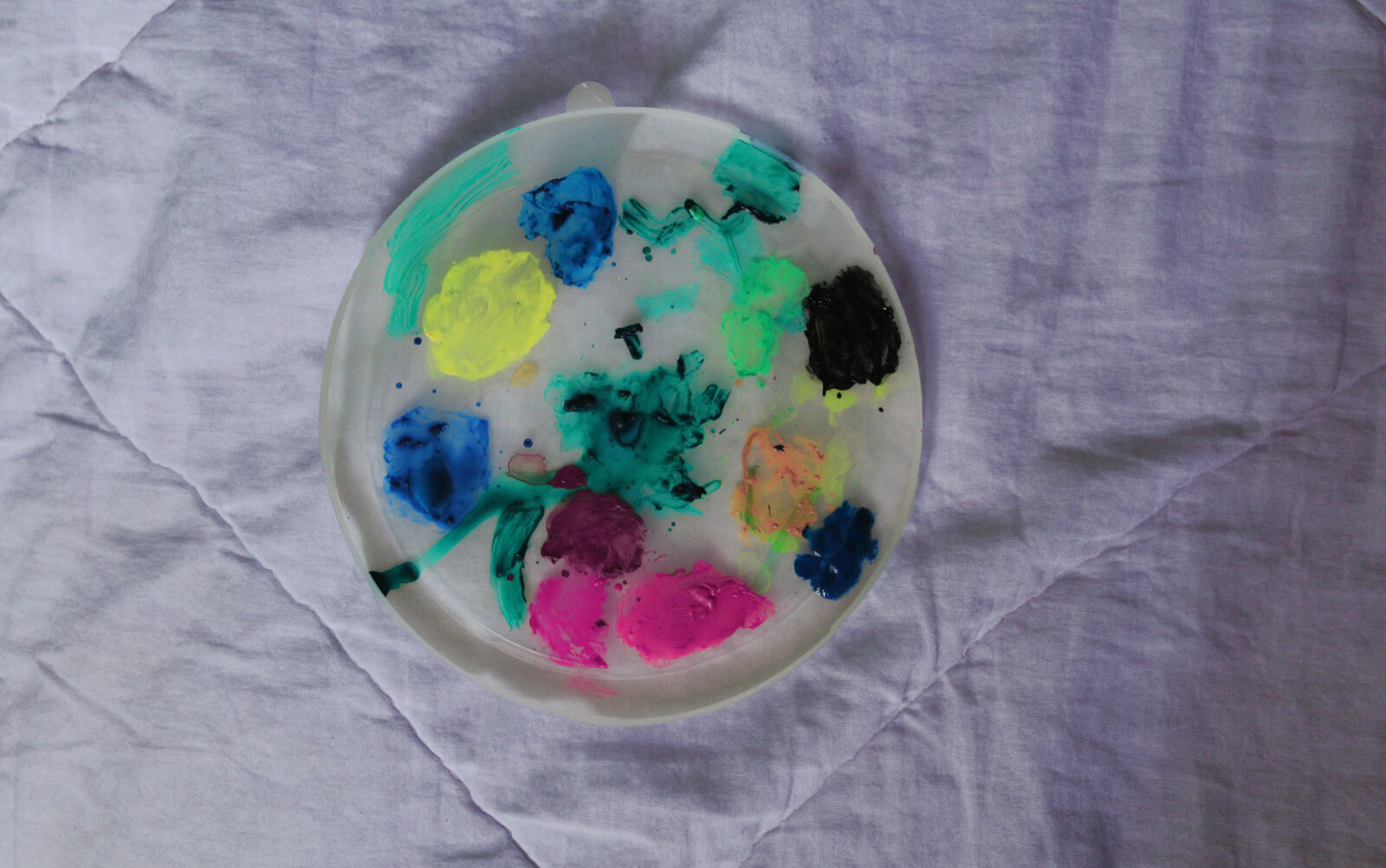 Canon EOS 1200D (EOS Rebel T5 / EOS Kiss X70 / EOS Hi) sample photo. Art, colorful, colors, fluorescent photography