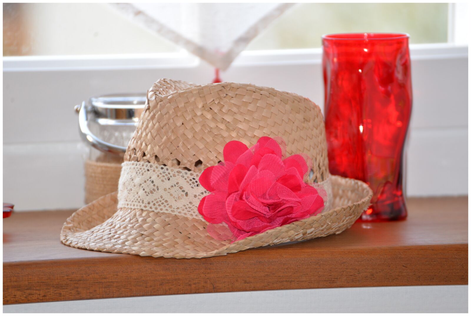 Nikon D610 sample photo. Window, hat, glass photography