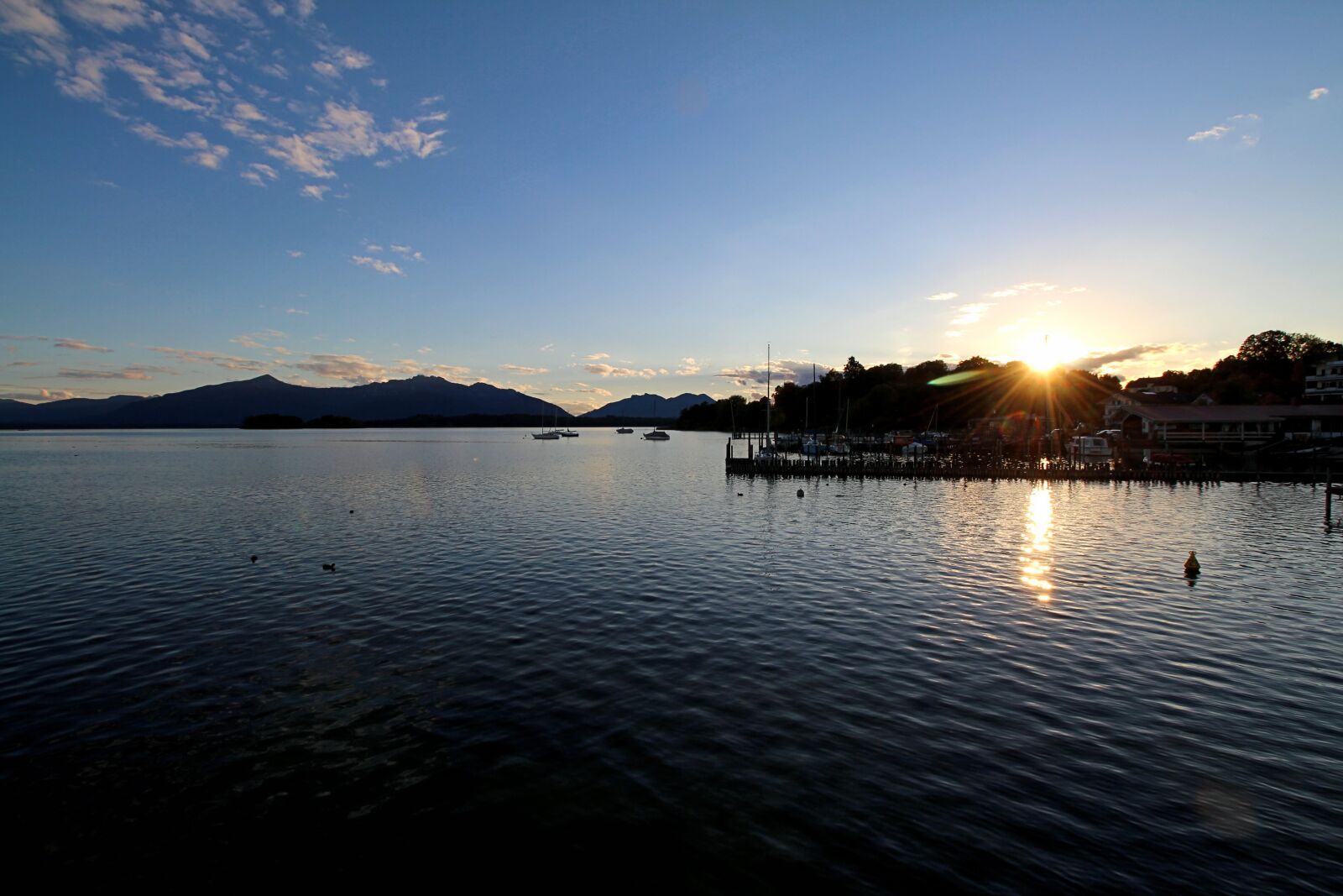 Canon EOS 700D (EOS Rebel T5i / EOS Kiss X7i) sample photo. Sunset, chiemsee, dusk photography