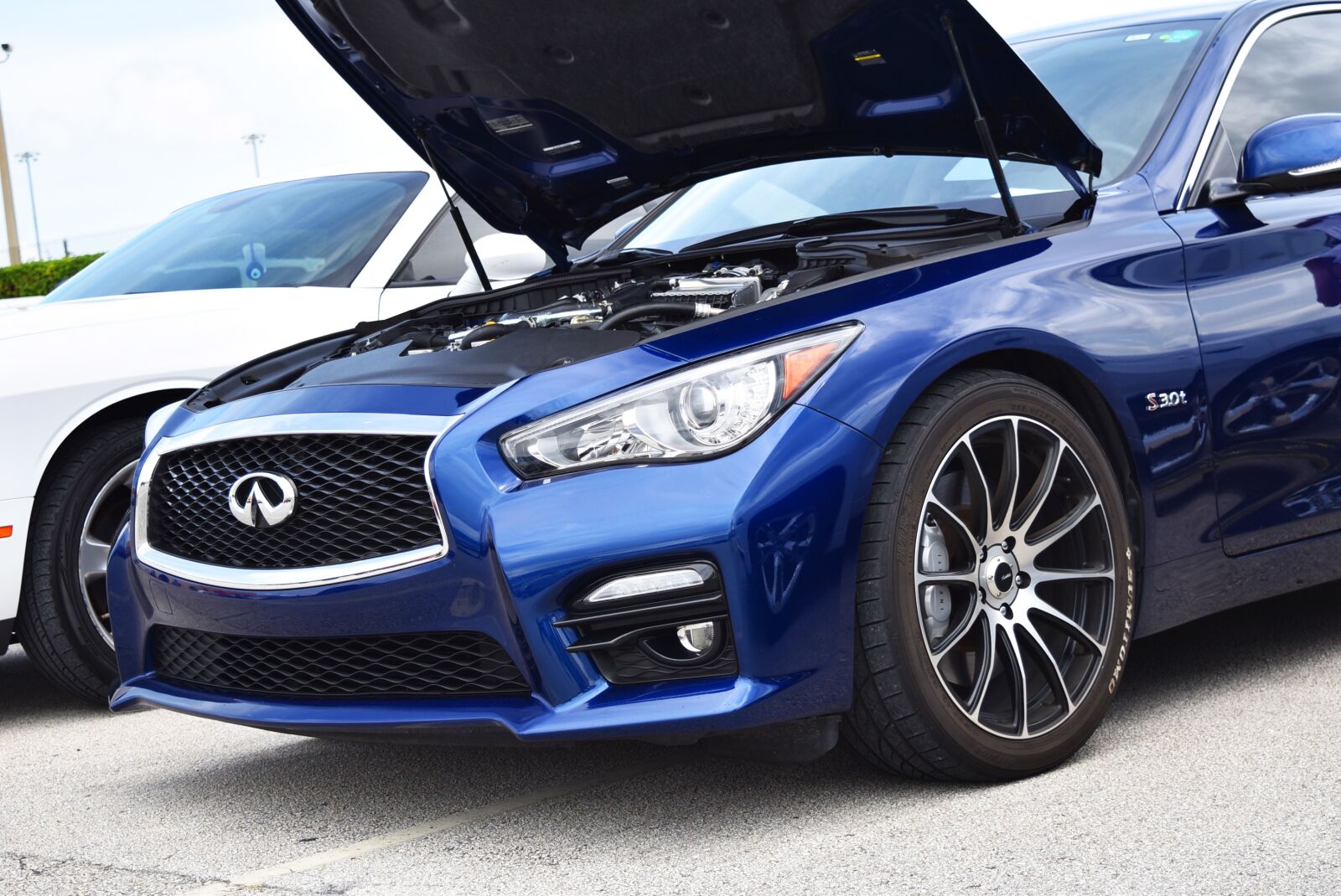 Nikon D5500 sample photo. Infiniti, q50s, red sport photography