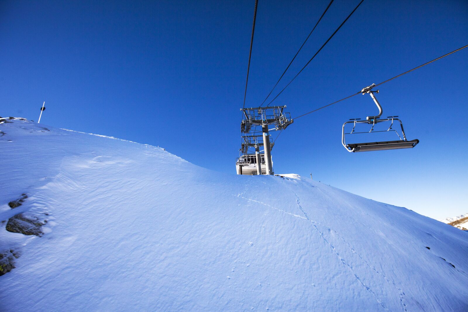 Canon EOS 5D Mark II sample photo. Snow, mountain, ski photography