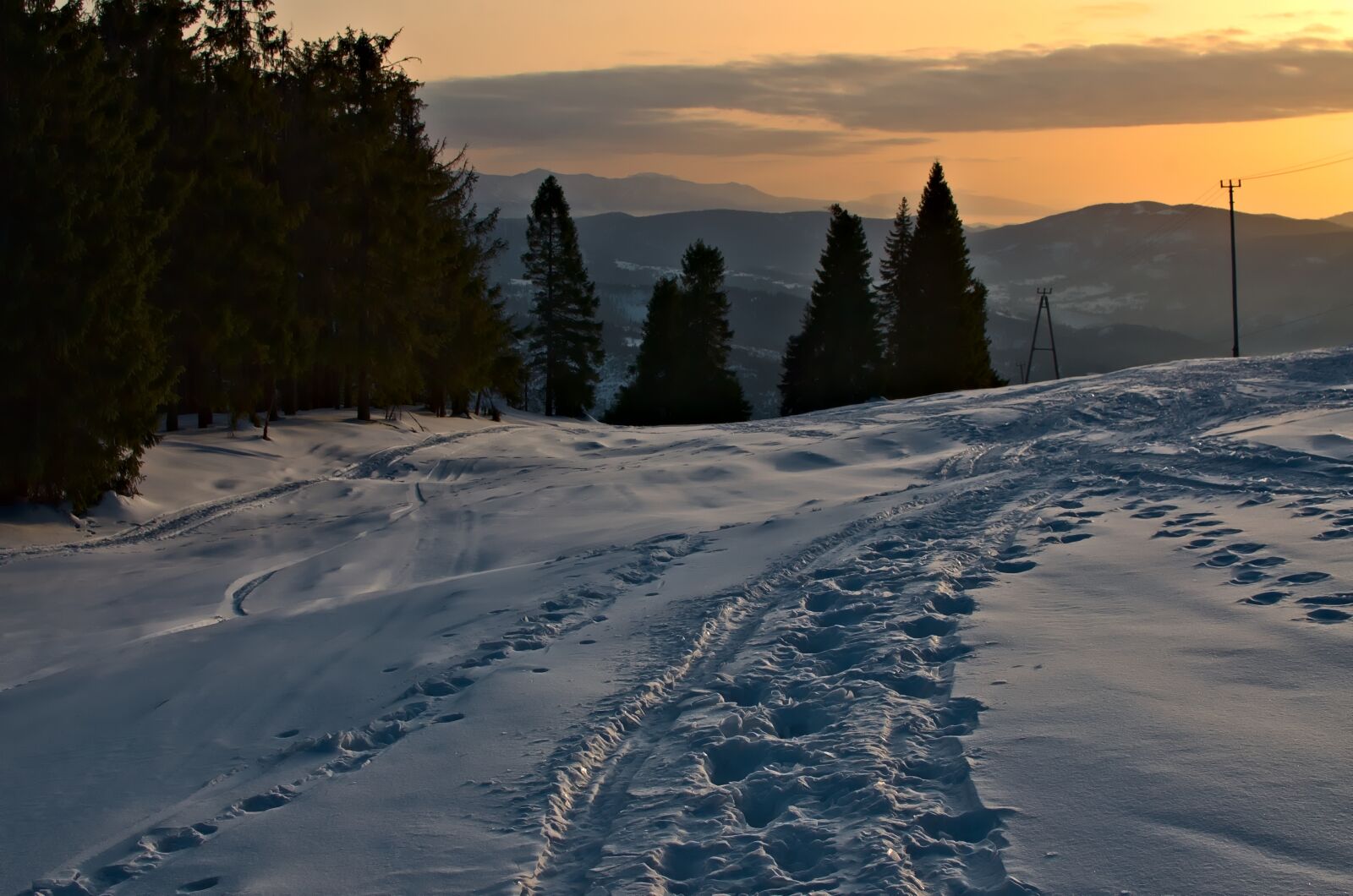 Nikon D7000 sample photo. Winter, mountains, traces photography