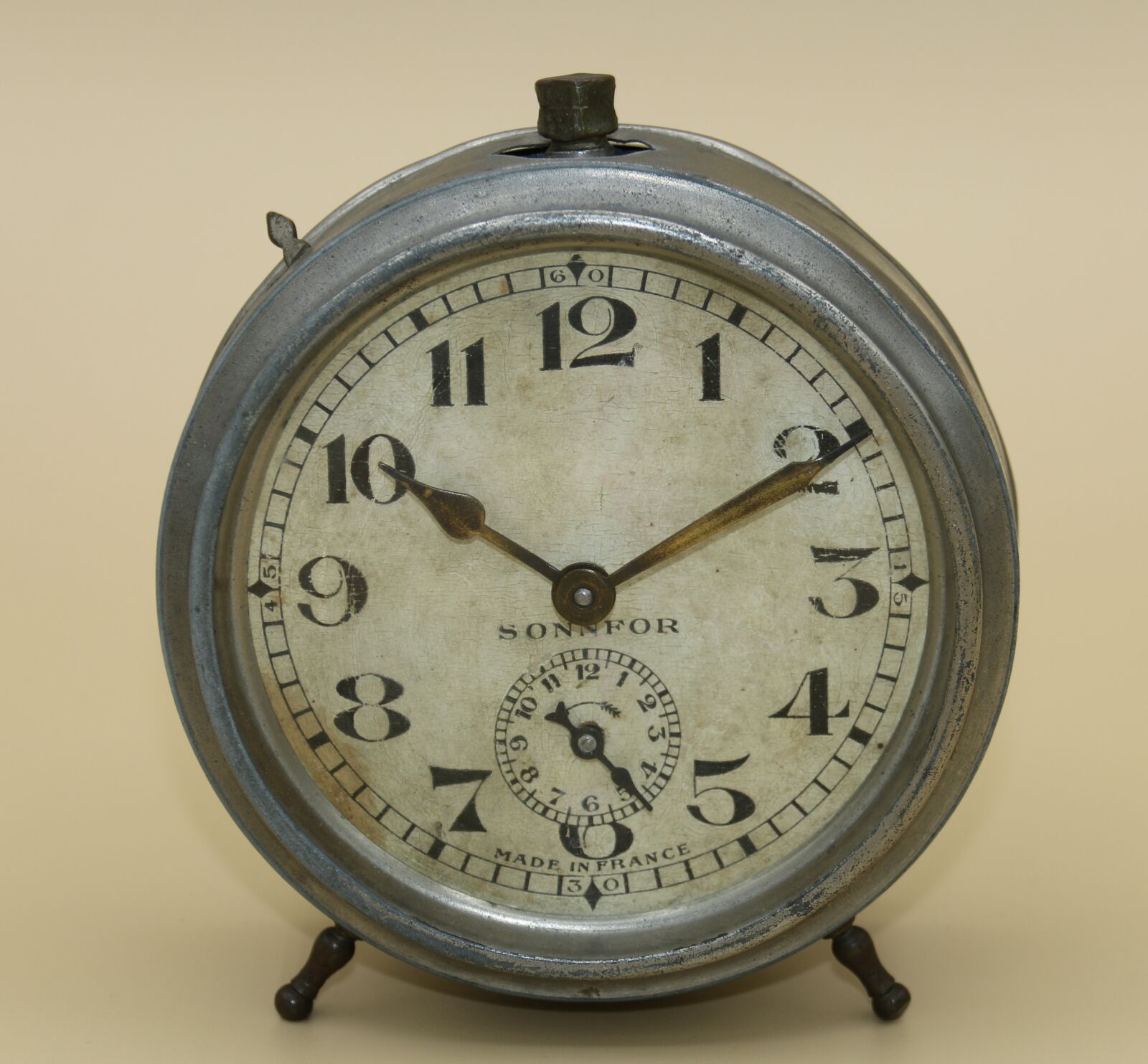 Canon EOS 70D sample photo. Alarm clock, old, vintage photography