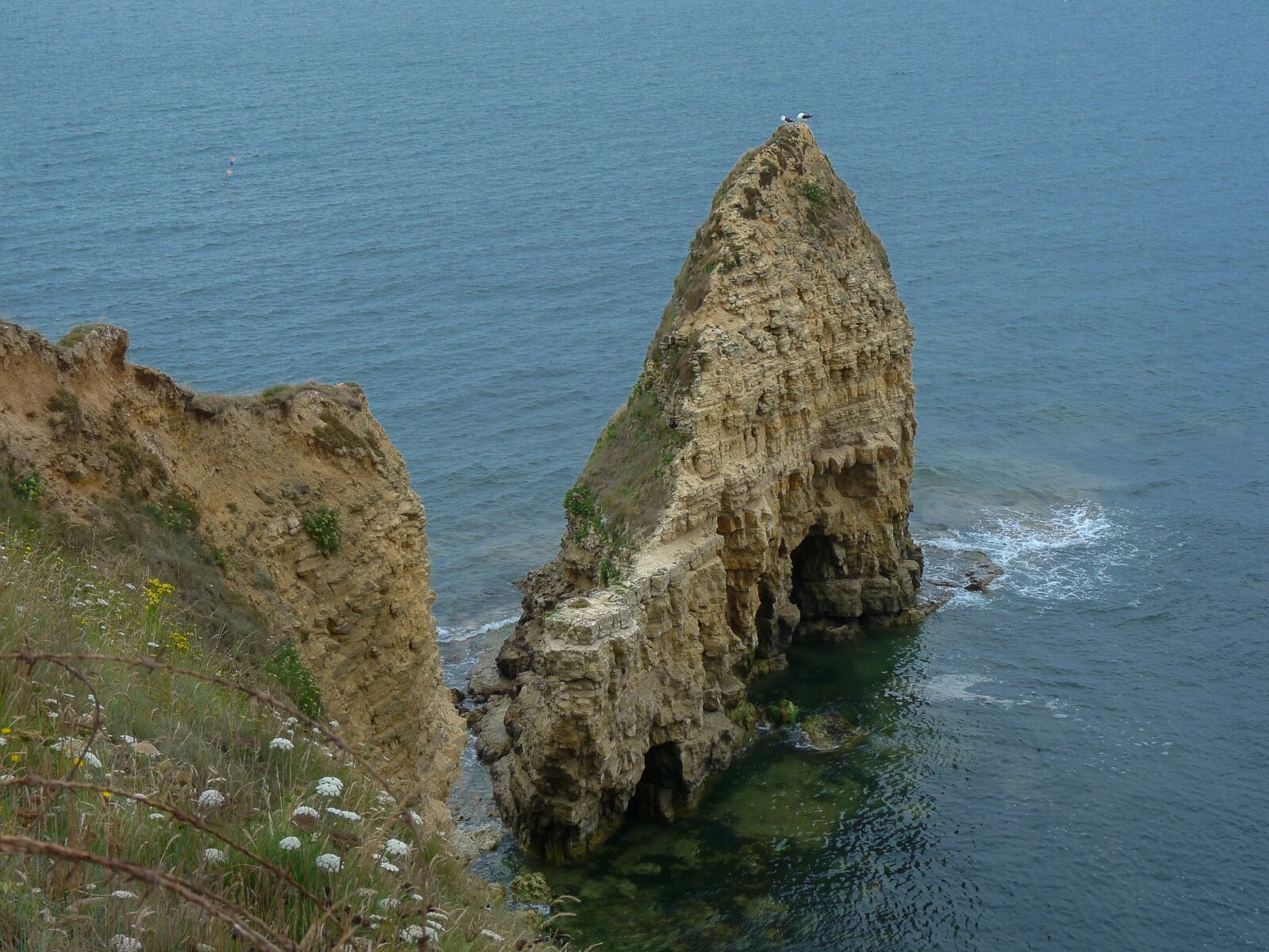 Panasonic Lumix DMC-FZ28 sample photo. Normandy, pointe du hoc photography