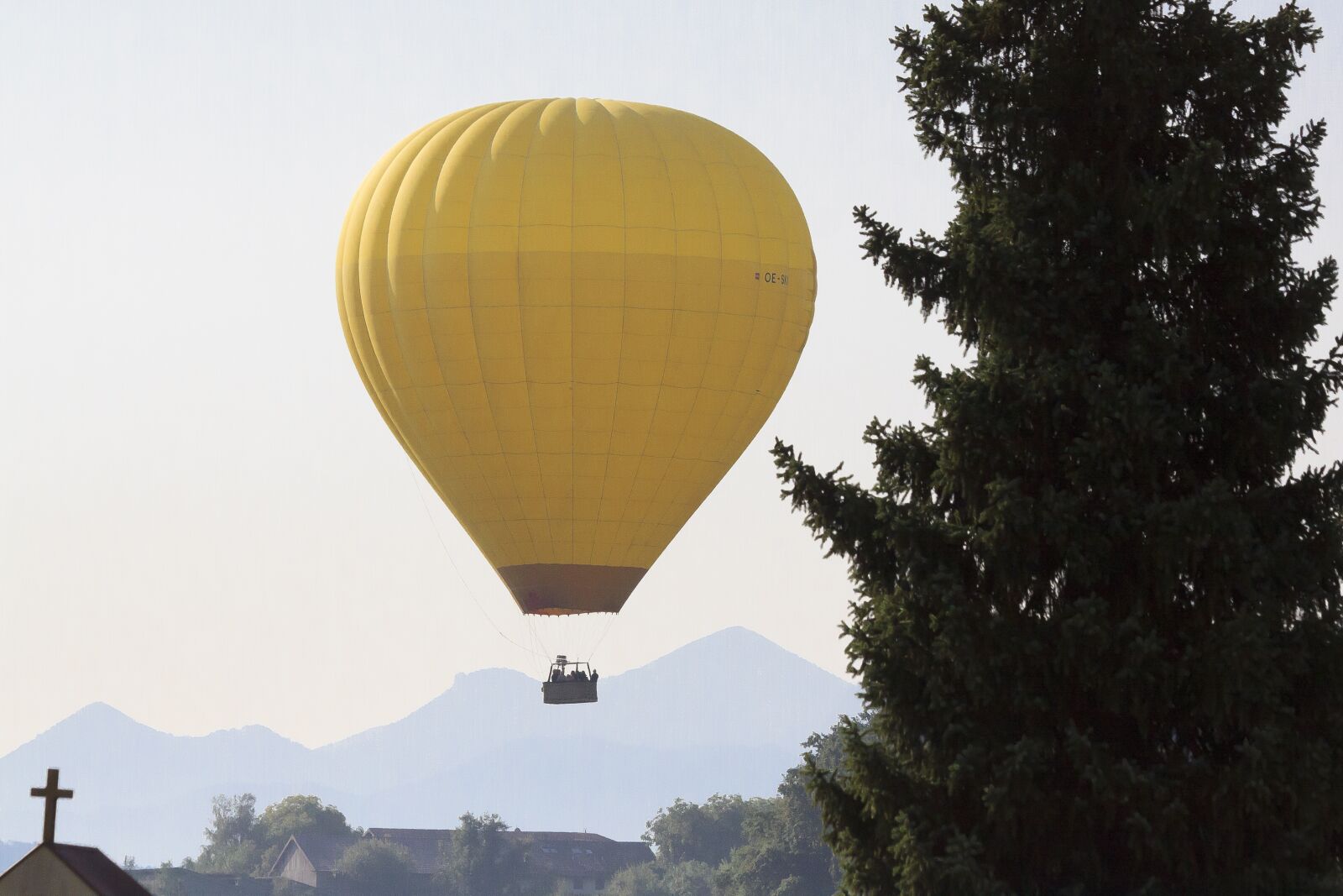 Canon EOS 50D sample photo. Balloon, gas tight envelope photography