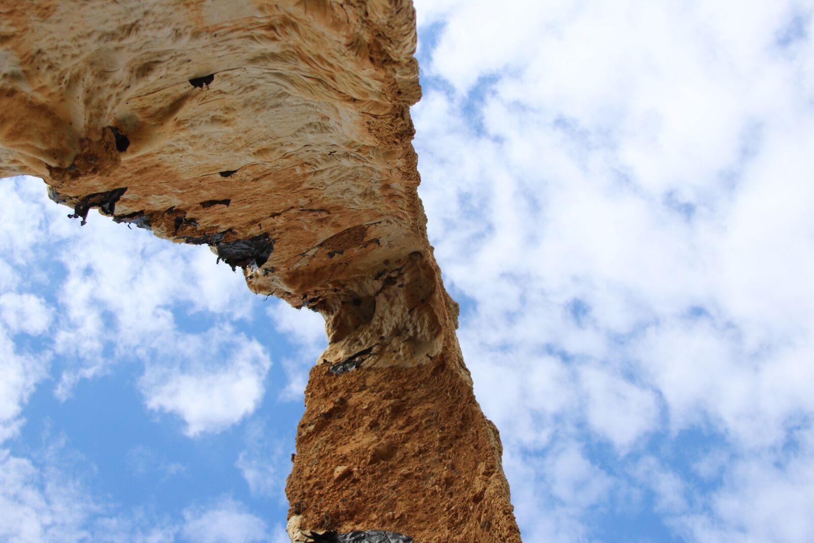 Canon EF 28-135mm F3.5-5.6 IS USM sample photo. Structure, architecture, abstract photography