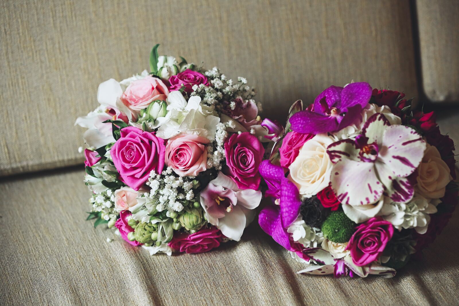 Canon EOS 5D Mark III sample photo. Wedding bouquet, bouquet, sofa photography