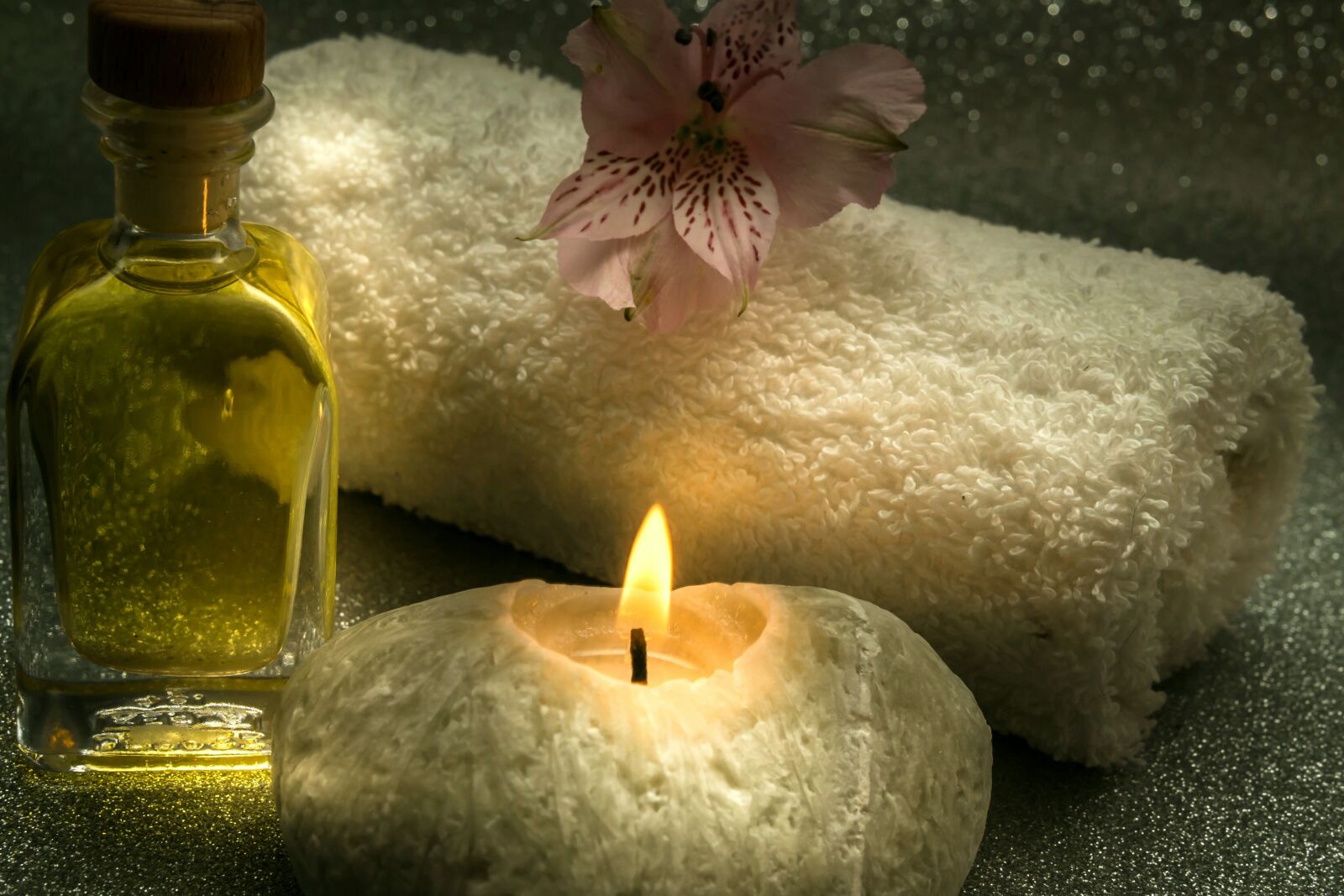 30mm F1.4 DC DN | Contemporary 016 sample photo. Wellness, carafe, towels photography