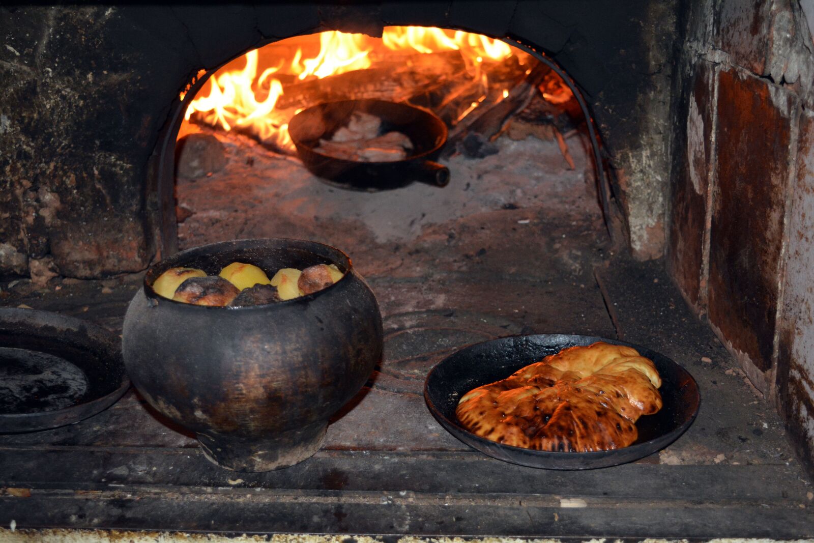 Nikon D5200 sample photo. Carnival, oven, fire photography