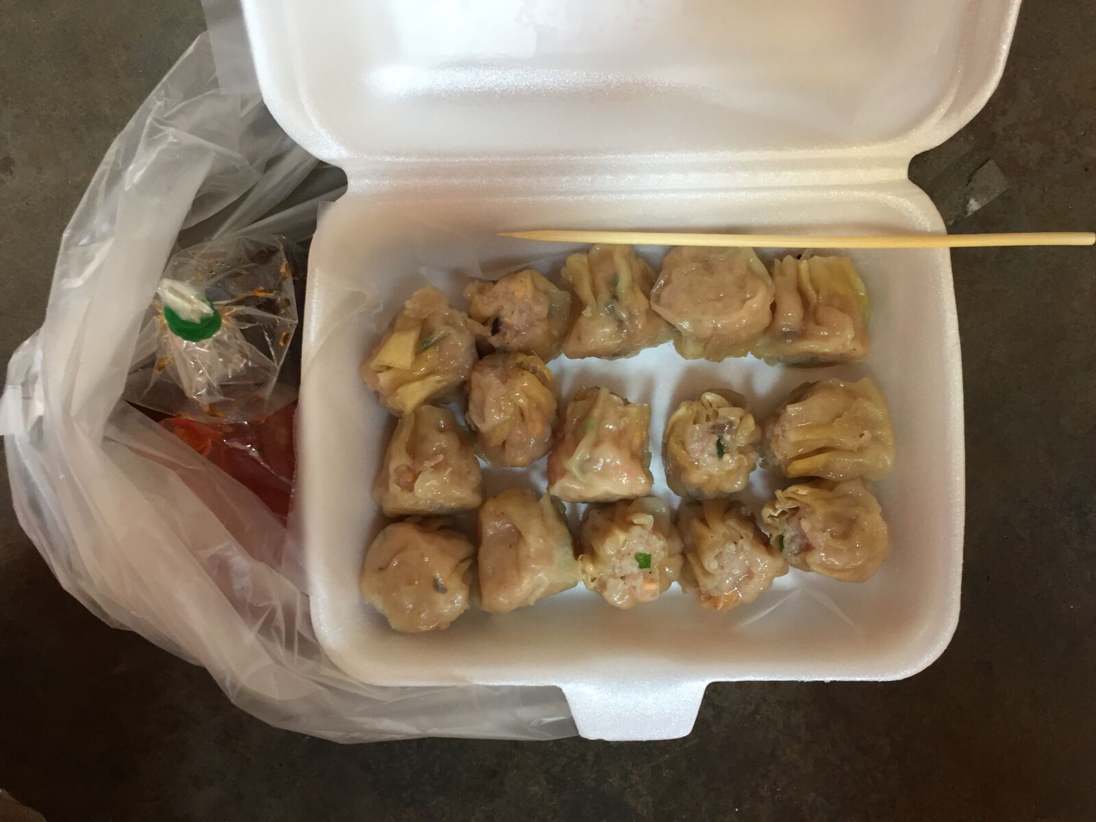 iPhone 6 back camera 4.15mm f/2.2 sample photo. Dumplings, pork, shrimps photography