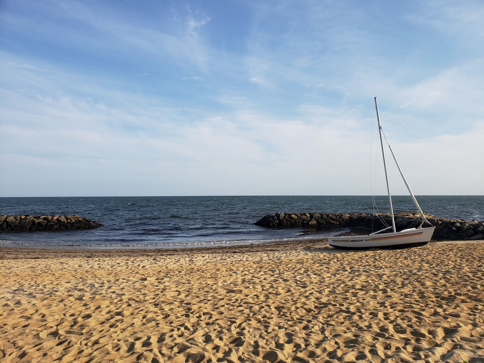 Samsung SM-G960U sample photo. Beach, sand, sailboat photography