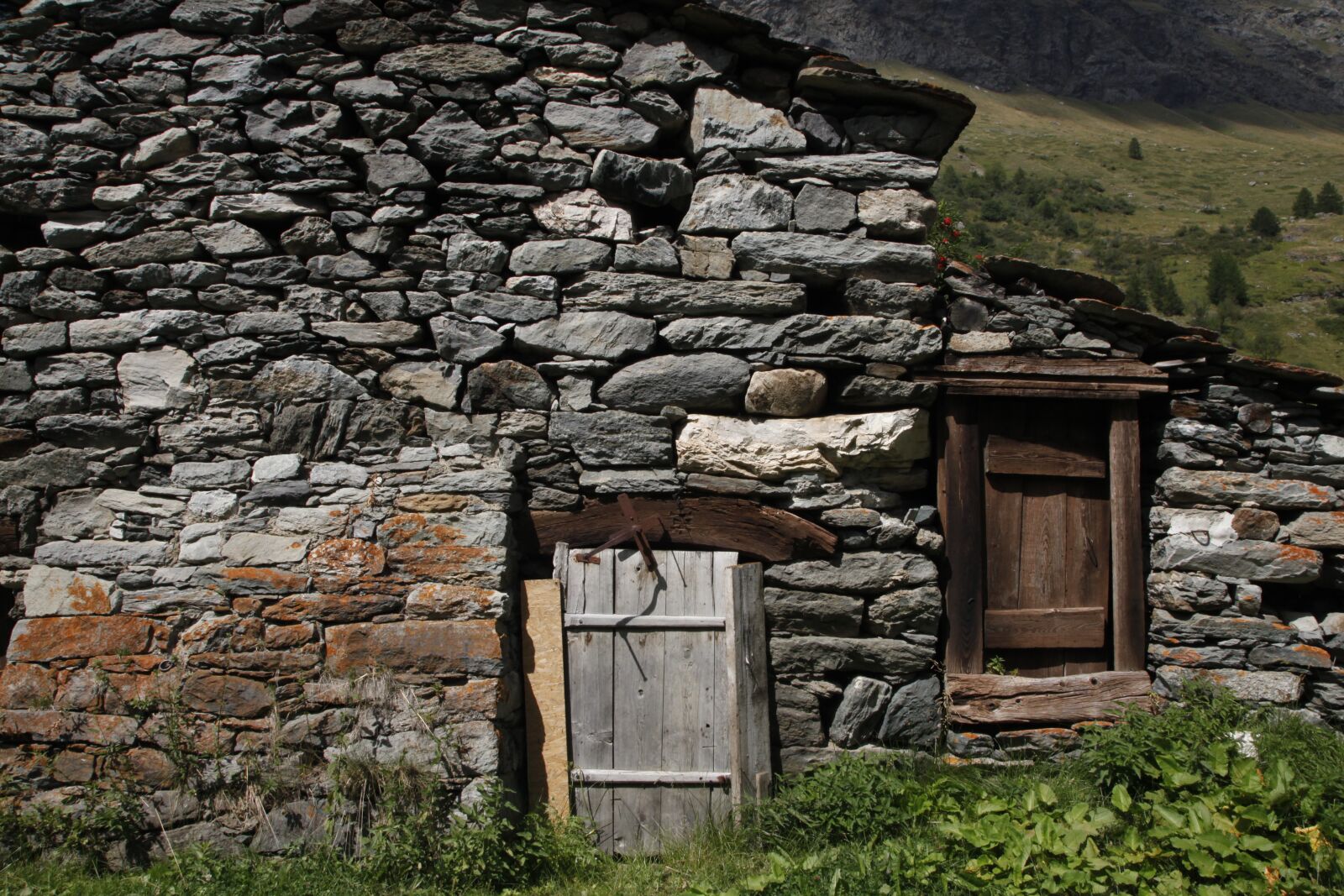 Canon EOS 5D Mark II sample photo. Mountain, valley, nature photography