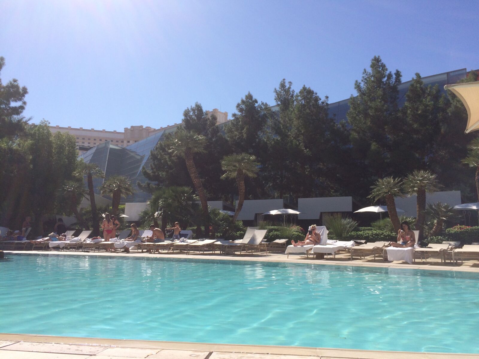 Apple iPhone 5s sample photo. Pool, aria, vegas photography