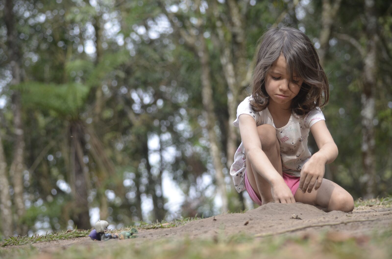 Nikon D5100 sample photo. Child, girl, joke photography