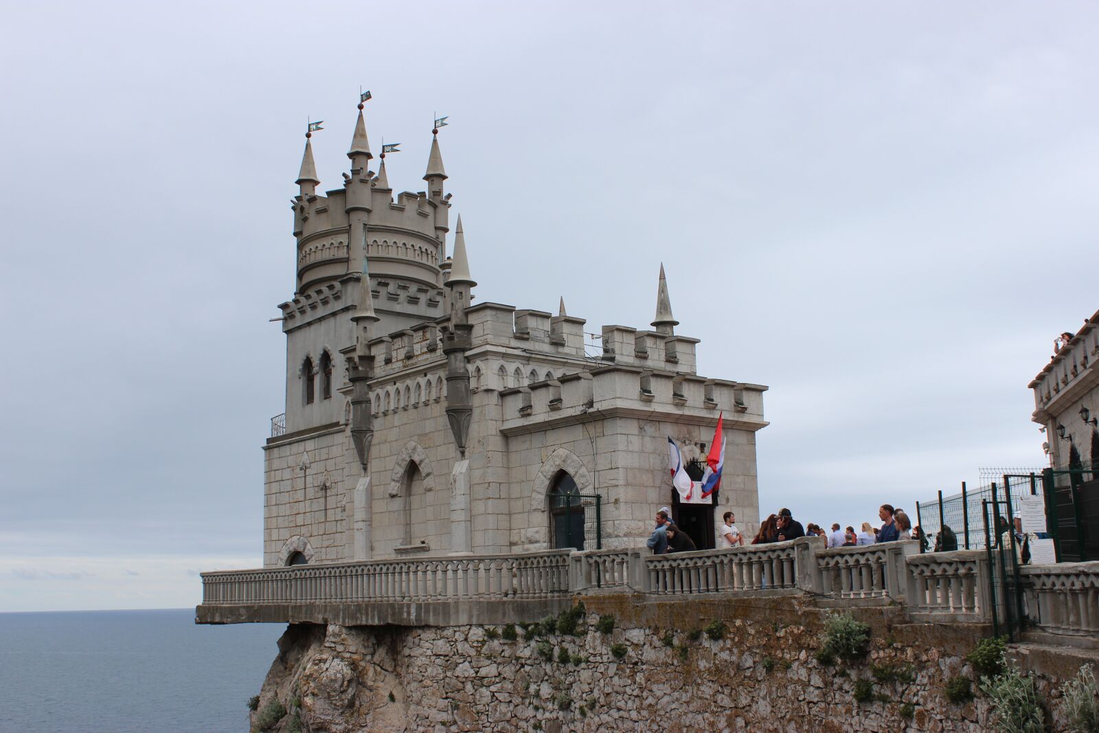 Canon EOS 600D (Rebel EOS T3i / EOS Kiss X5) sample photo. Yalta, crimea, russia photography