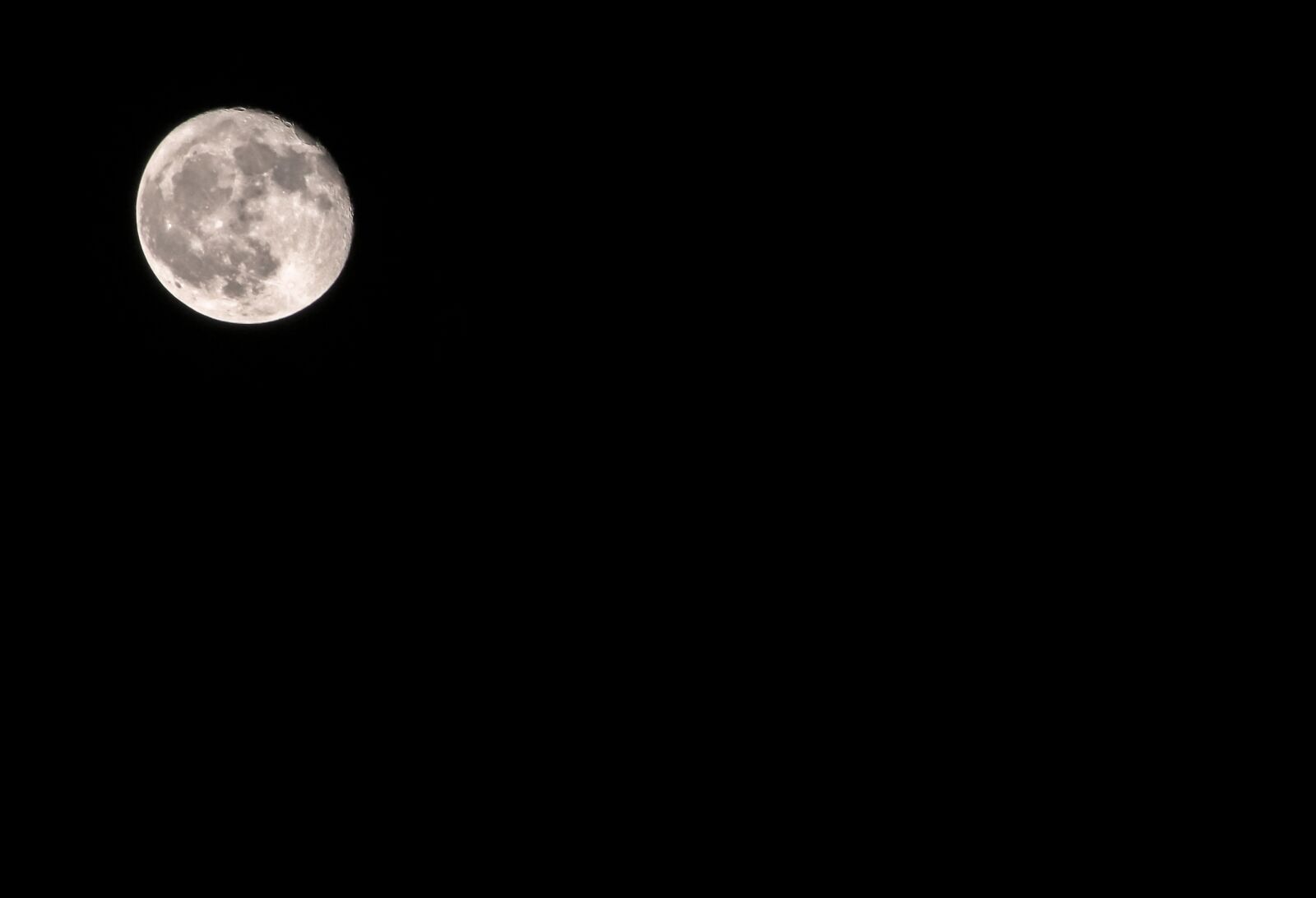 Canon EF75-300mm f/4-5.6 sample photo. Moon, space, earth photography