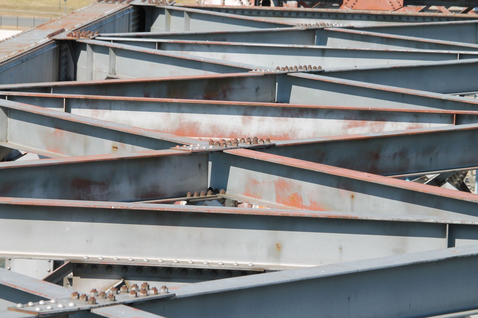 Canon EOS 1100D (EOS Rebel T3 / EOS Kiss X50) sample photo. Bridge, iron, metal photography