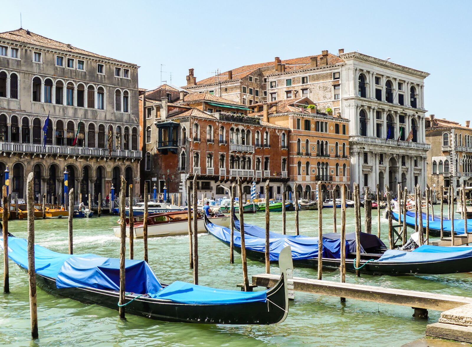 Panasonic Lumix DMC-FZ300 sample photo. Venice, la serenissima, lagoon photography