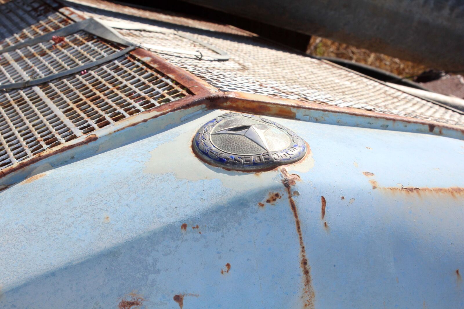 Canon EOS 600D (Rebel EOS T3i / EOS Kiss X5) sample photo. Vintage, car photography