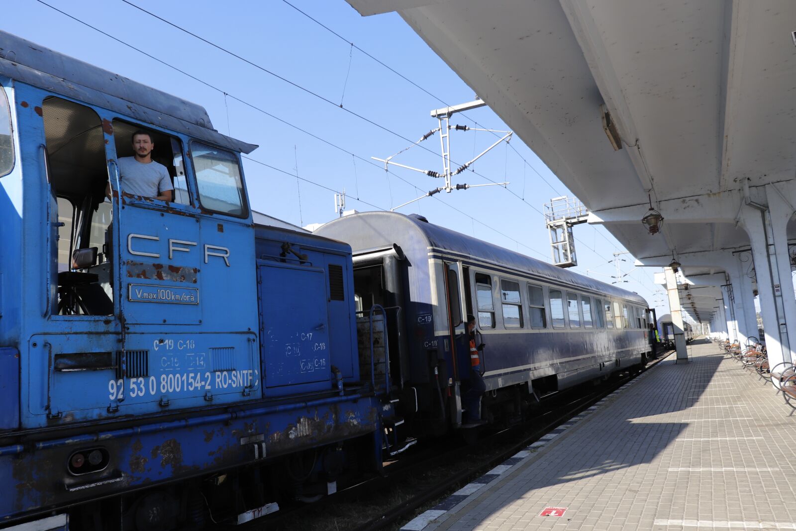 Canon EF-S 18-55mm F4-5.6 IS STM sample photo. Train, locomotive, old locomotive photography