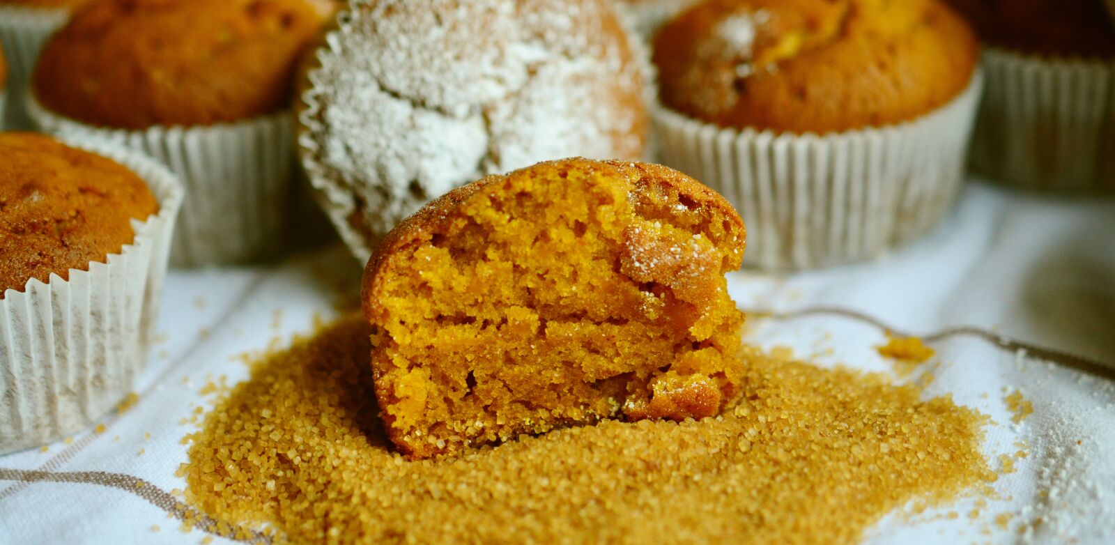 Nikon D5200 sample photo. Muffins, pumpkin muffins, pastries photography