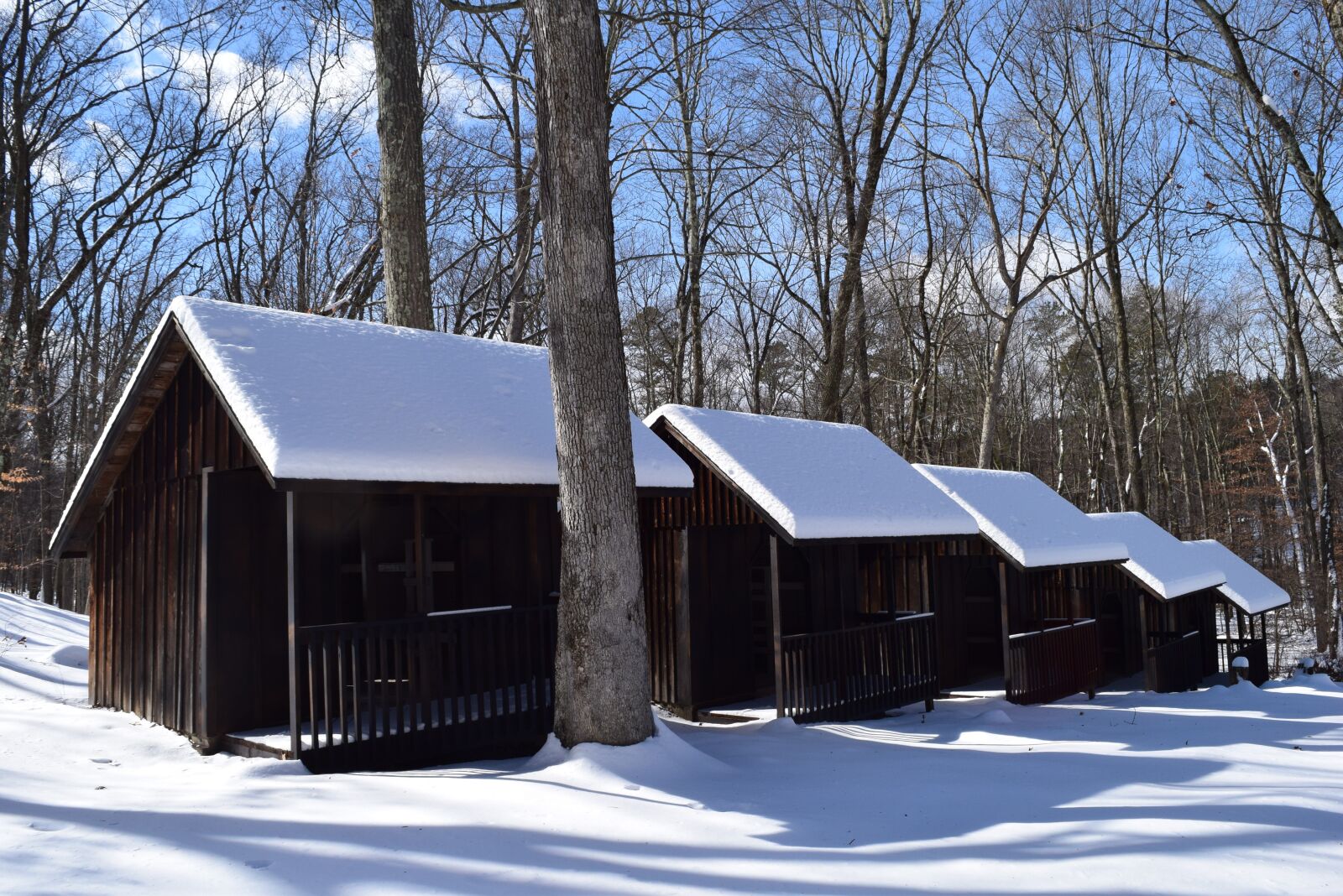 Nikon D3300 sample photo. Snow, cabins, rural photography