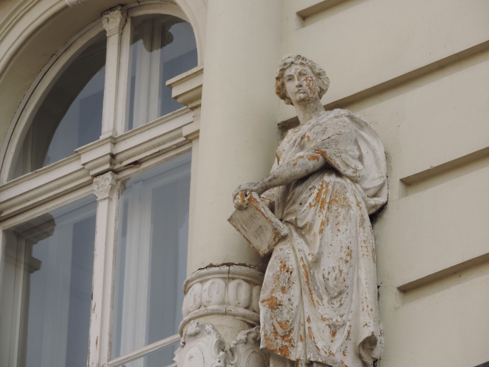 Nikon Coolpix P520 sample photo. Arch, art, baroque, statue photography