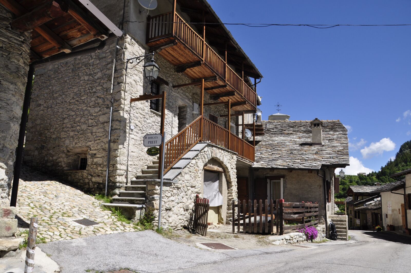 Nikon D5000 sample photo. Landscape, alpine, borgo photography
