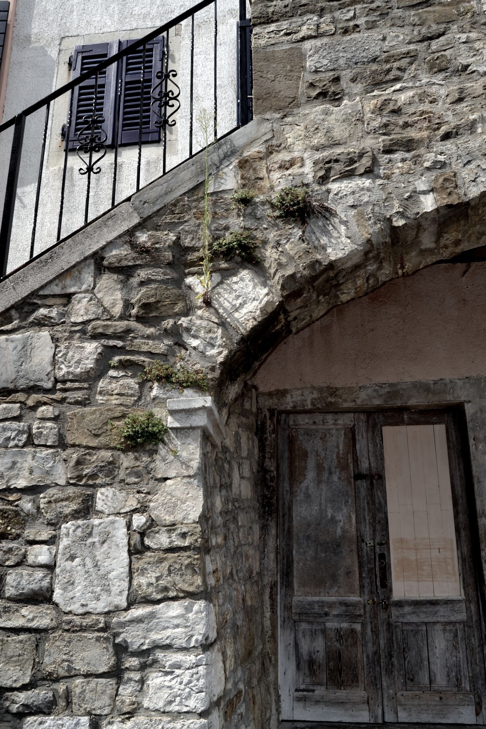 Nikon D3100 sample photo. House, door, stone house photography