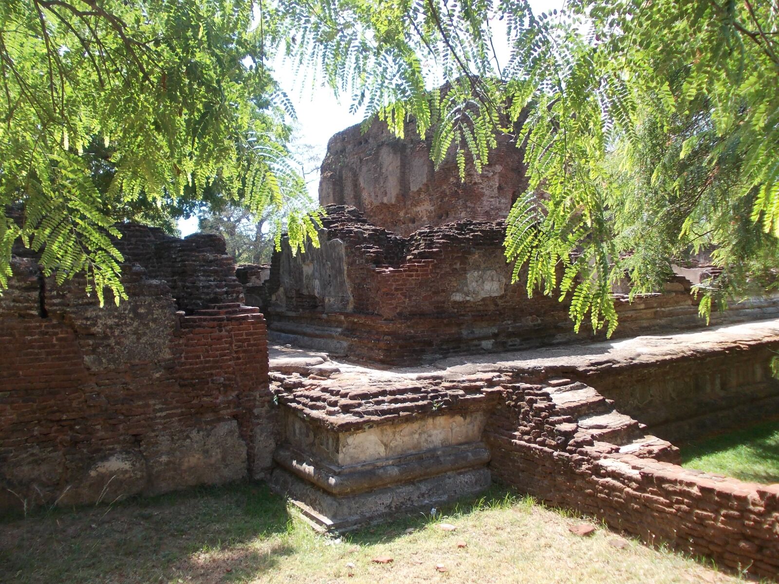 Nikon COOLPIX L23 sample photo. Ancient, ruins, stones photography