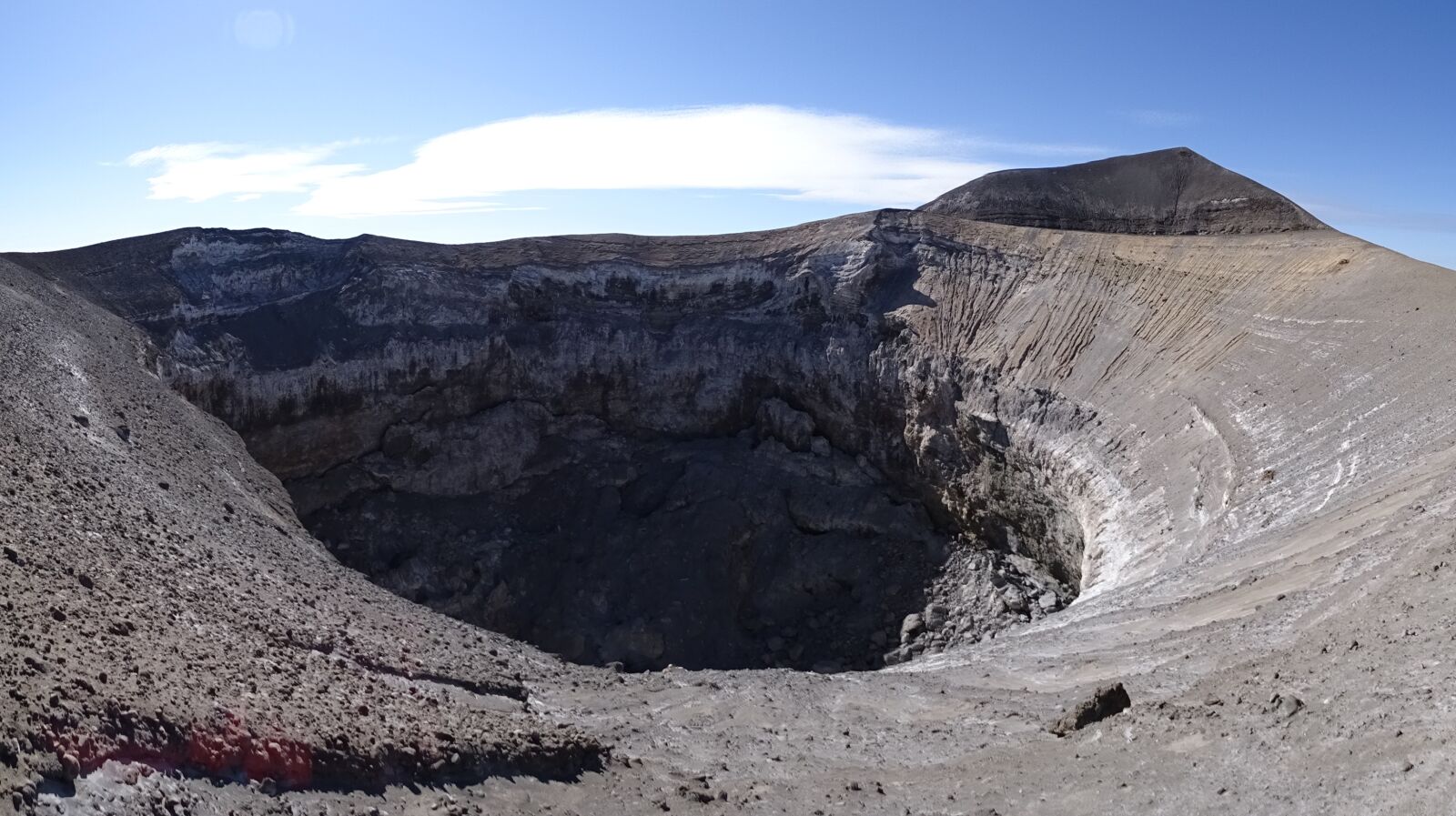 Sony Cyber-shot DSC-HX400V sample photo. Lengai, volcano, crater photography