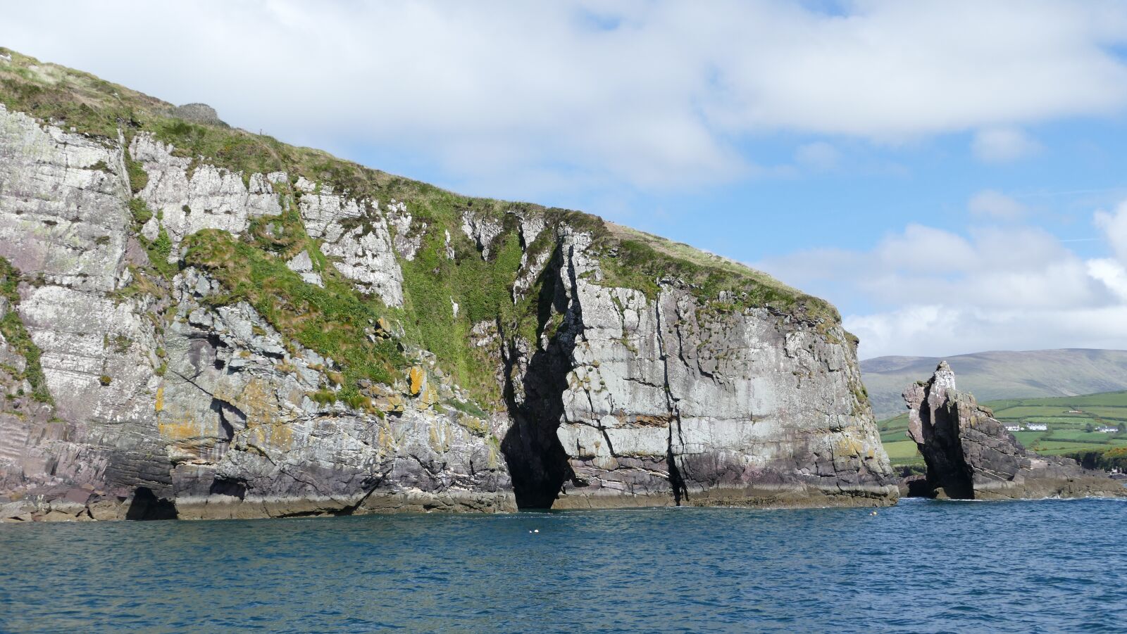 Panasonic Lumix DMC-FZ1000 sample photo. Dingle bay, ireland, landscape photography