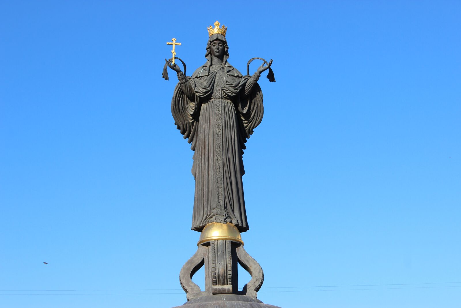 Canon EOS 600D (Rebel EOS T3i / EOS Kiss X5) sample photo. Krasnodar, russia, sculpture photography