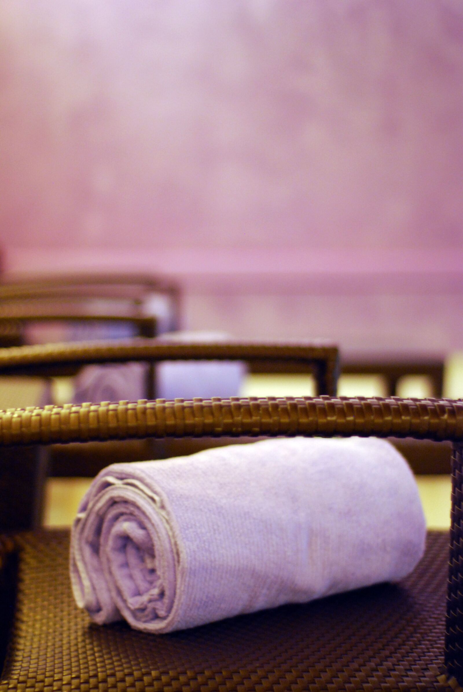 Nikon D80 sample photo. Spa, towel, relaxation photography
