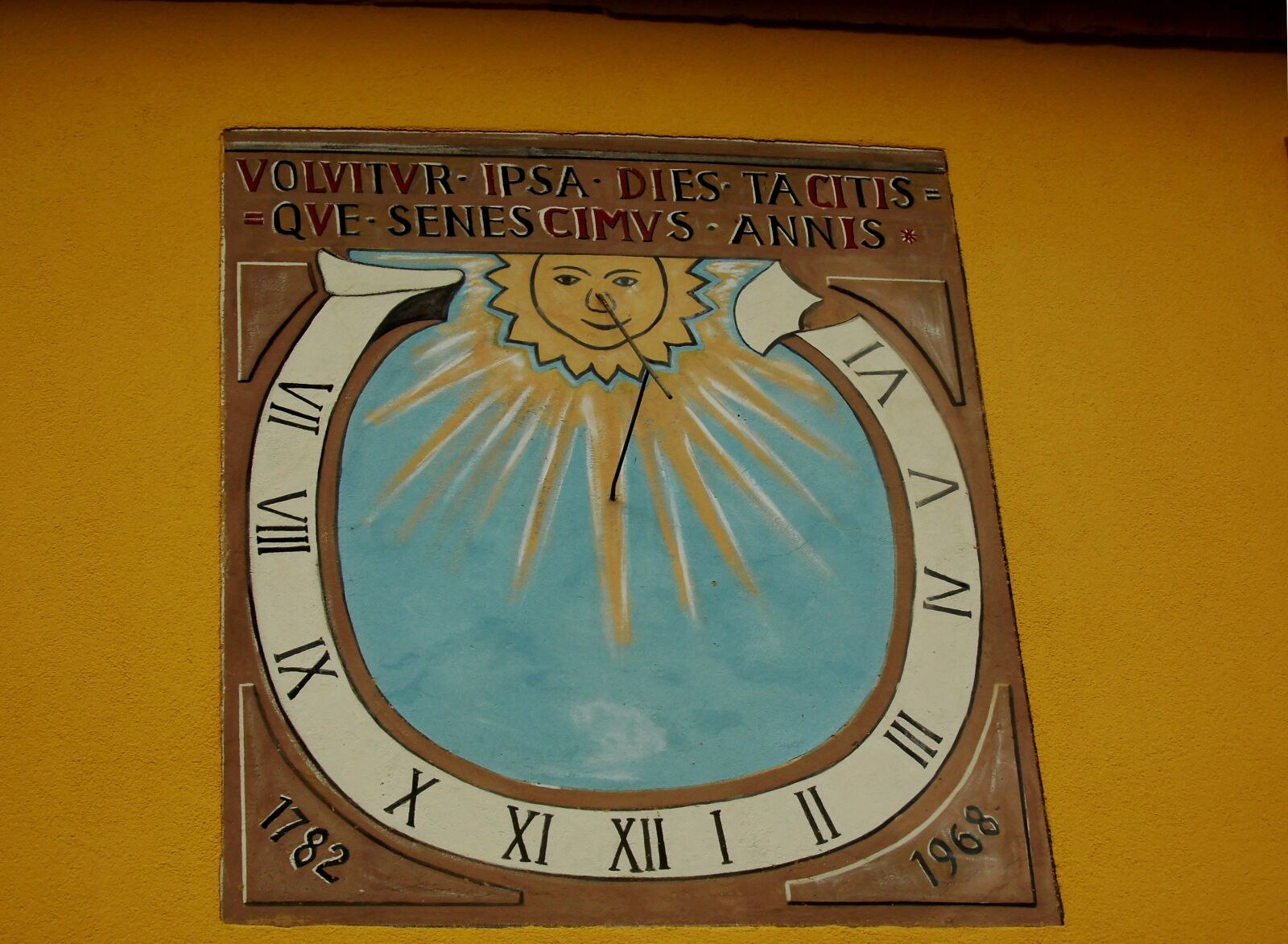 MEDION MD86824 sample photo. Clock, sundial, neuenkirch am photography