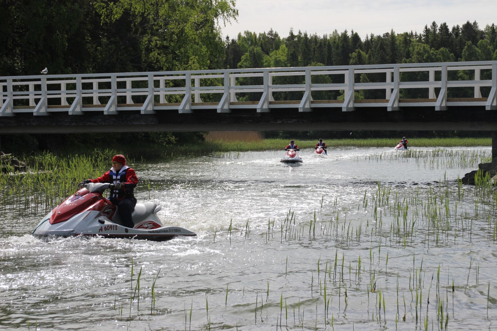 Canon EOS 600D (Rebel EOS T3i / EOS Kiss X5) sample photo. Water scooter, yamaha jet photography