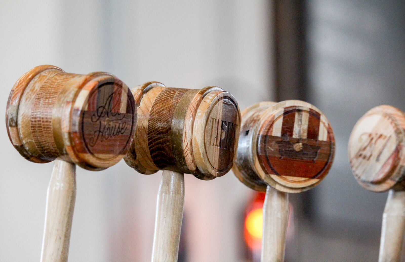 Canon EOS 700D (EOS Rebel T5i / EOS Kiss X7i) sample photo. Wooden, wood, tap photography