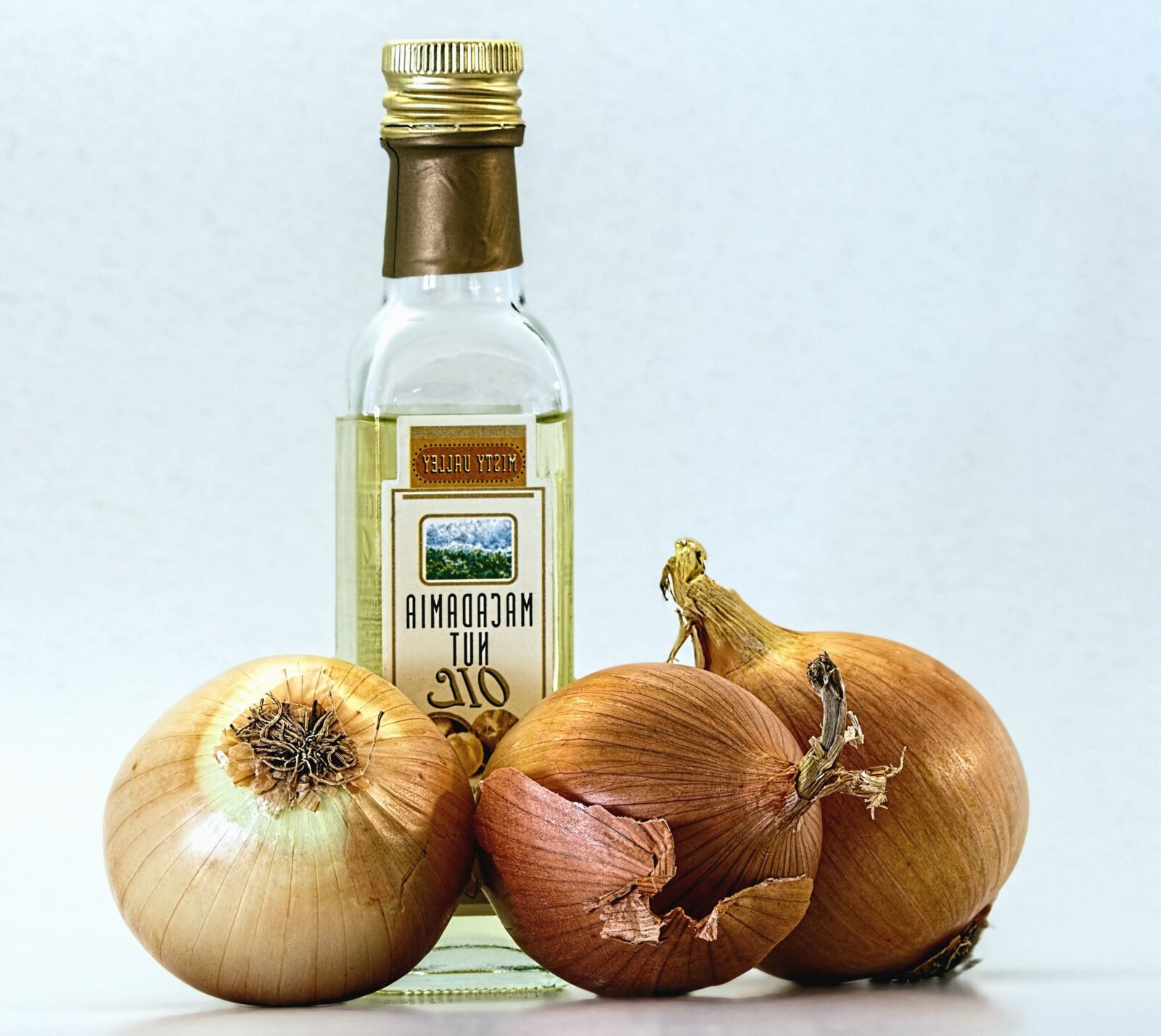 Canon EOS 70D sample photo. Oil, onion, salad, food photography