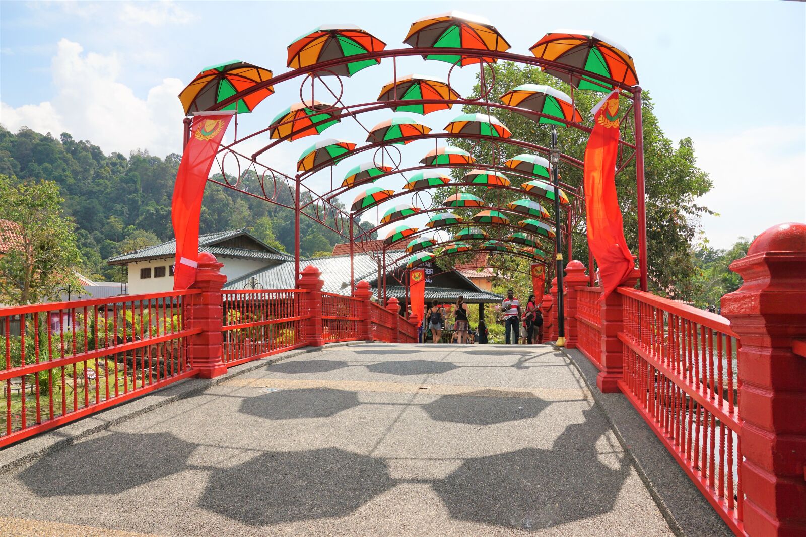 Sony ILCA-77M2 + Sony DT 16-50mm F2.8 SSM sample photo. Tourism, architecture, park photography