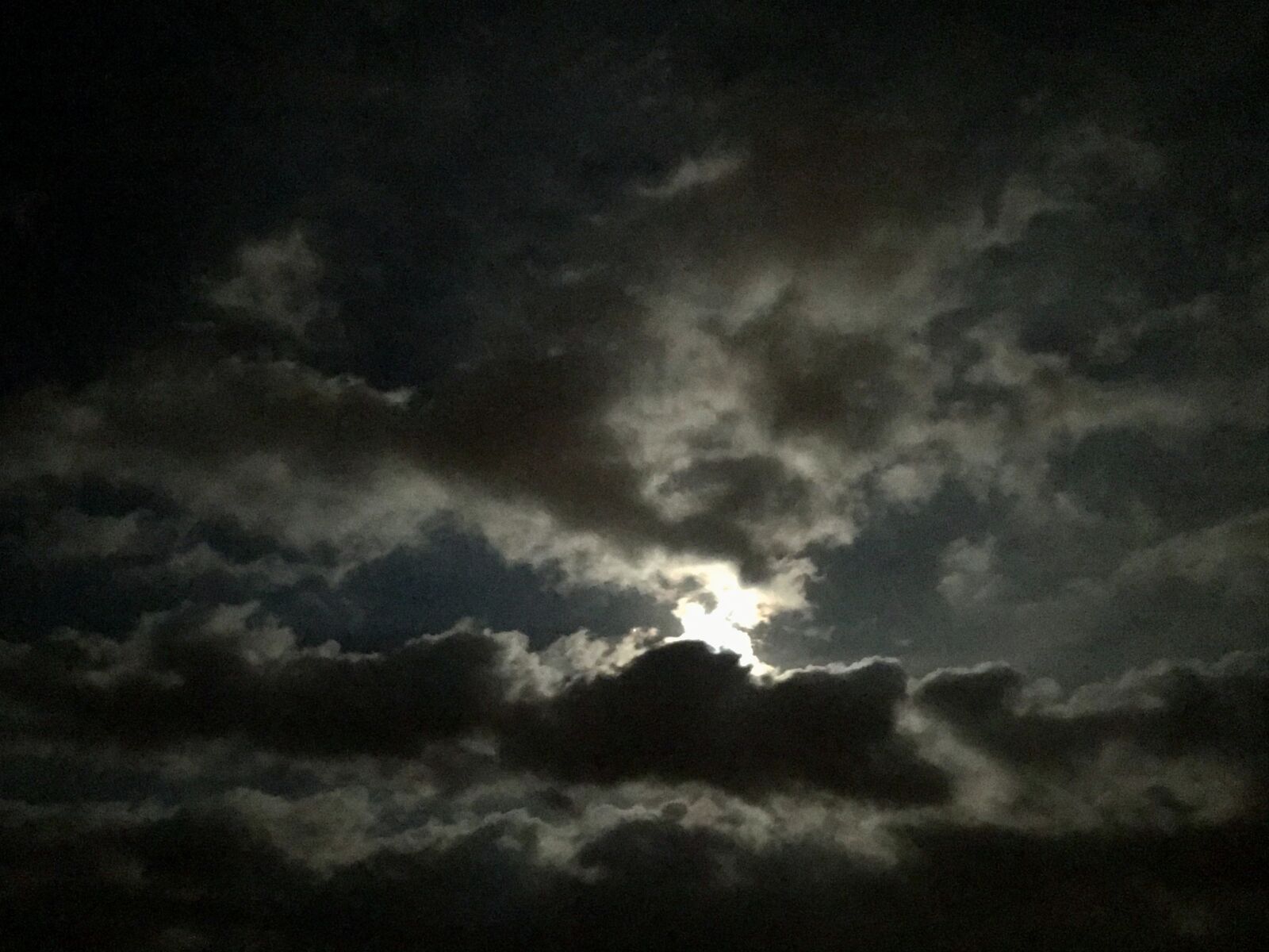 iPhone 7 back camera 3.99mm f/1.8 sample photo. Heaven, sky, night photography
