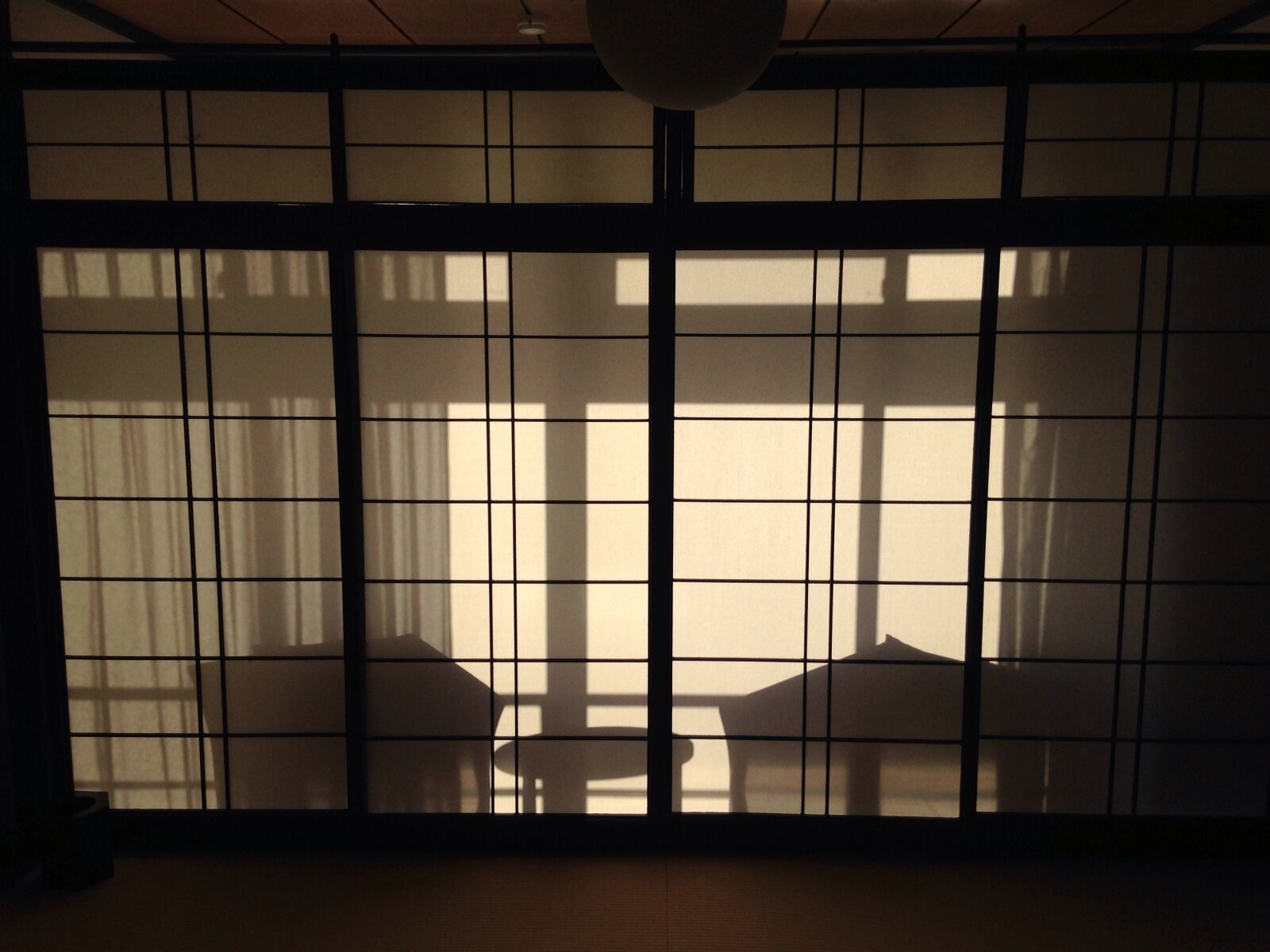 iPhone 5c back camera 4.12mm f/2.4 sample photo. Shoji screen, evening, japan photography