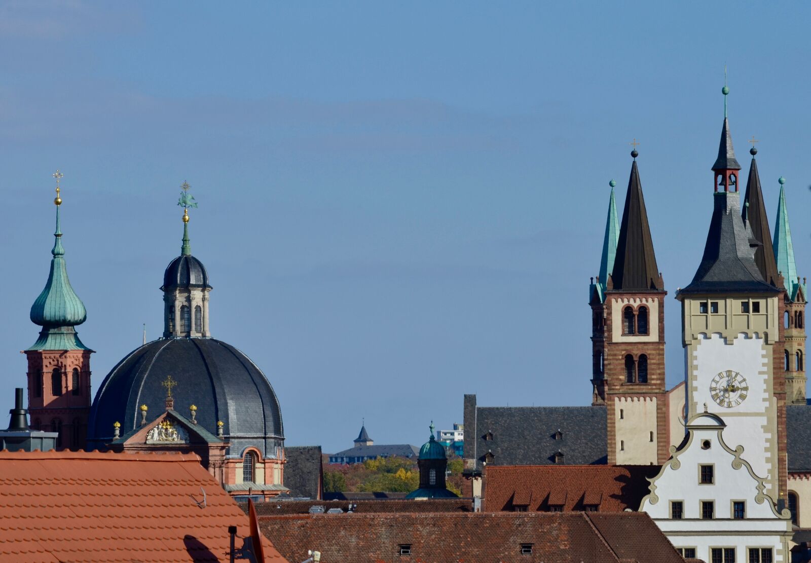 Nikon D5100 sample photo. W rzburg, church steeples photography