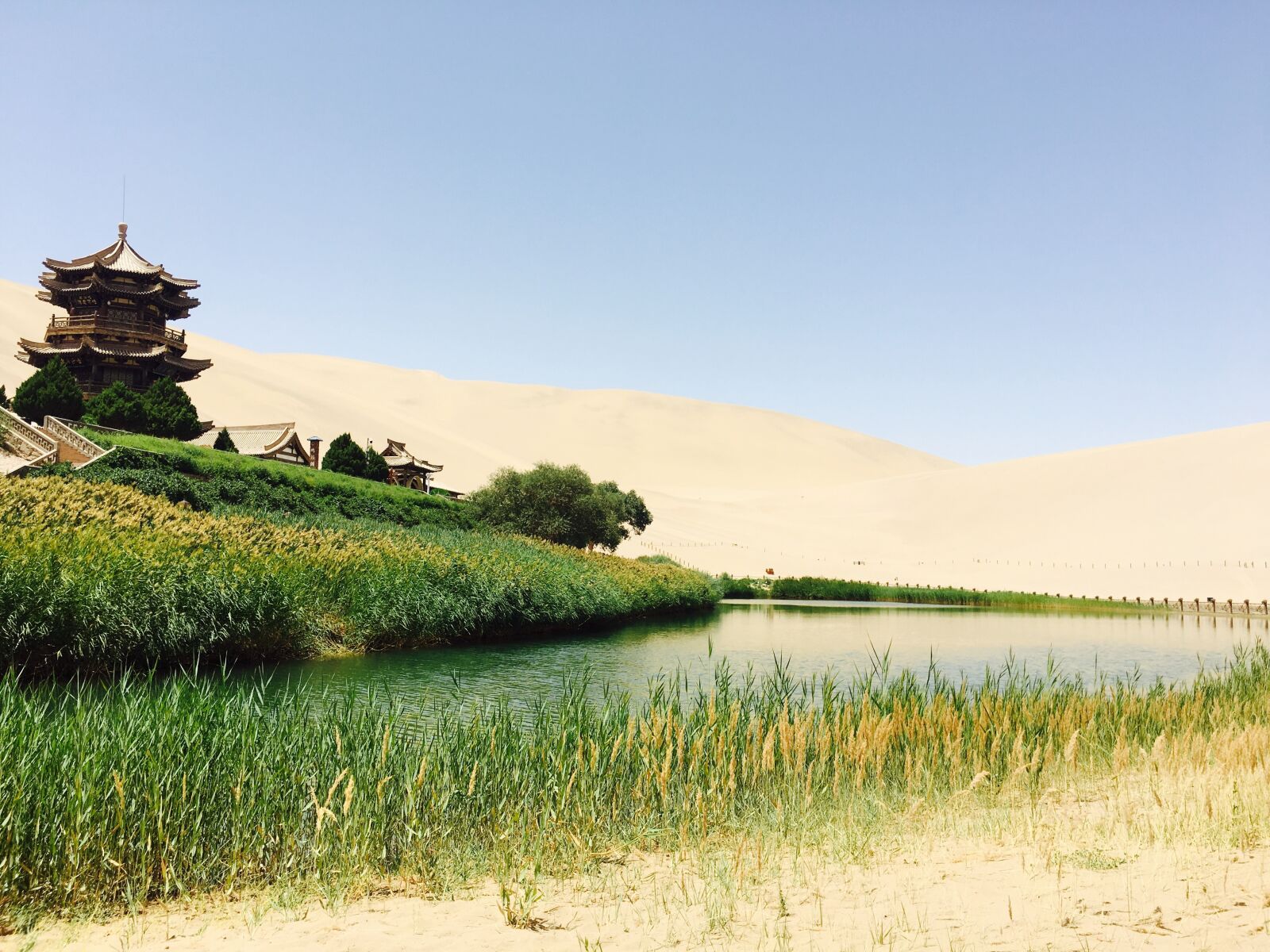 Apple iPhone 6s Plus sample photo. Dunhuang, crescent lake, original photography