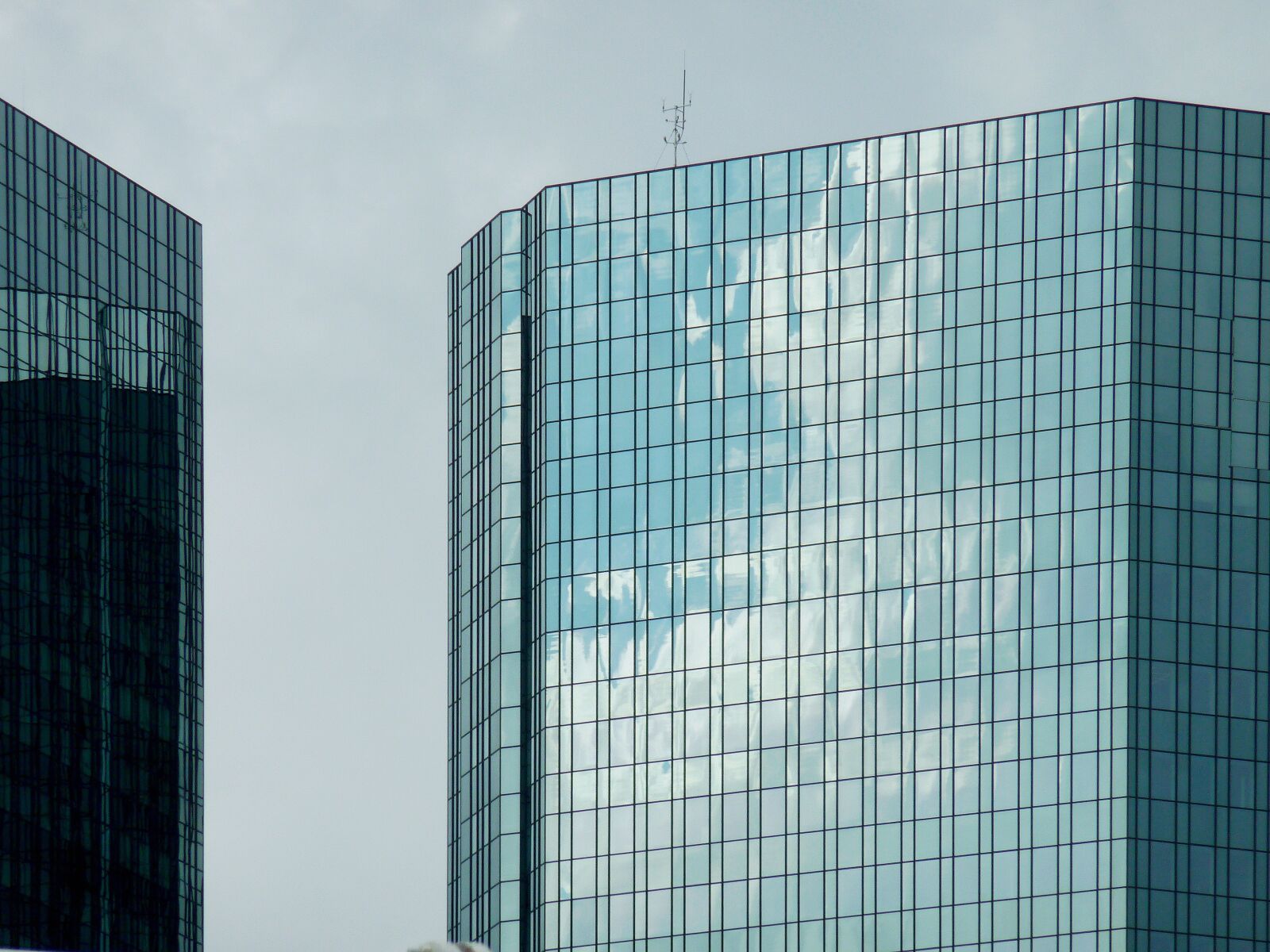 Panasonic DMC-TZ7 sample photo. Skyscraper, frankfurt, building photography