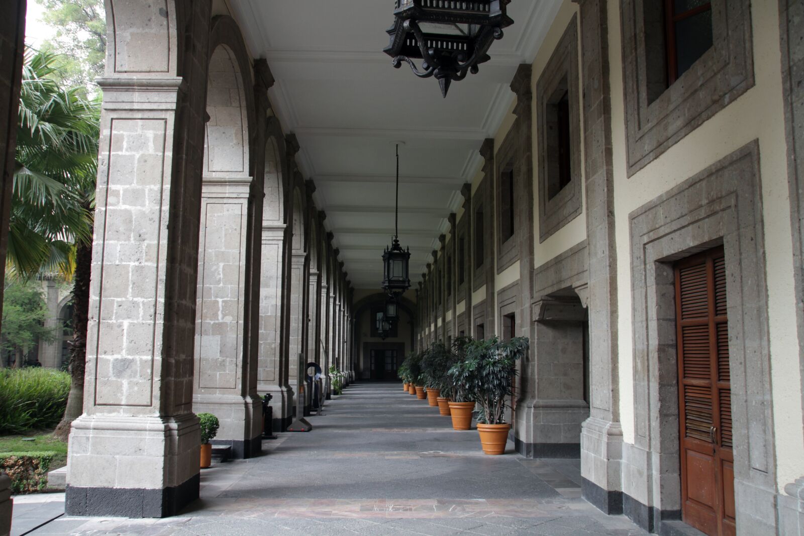 Canon EOS 7D sample photo. Hallway, architecture, building photography
