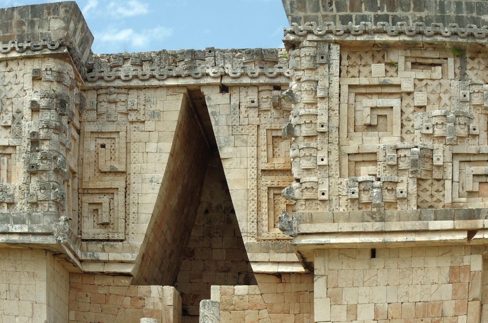 Pentax K-5 sample photo. Mexico, uxmal, maya photography